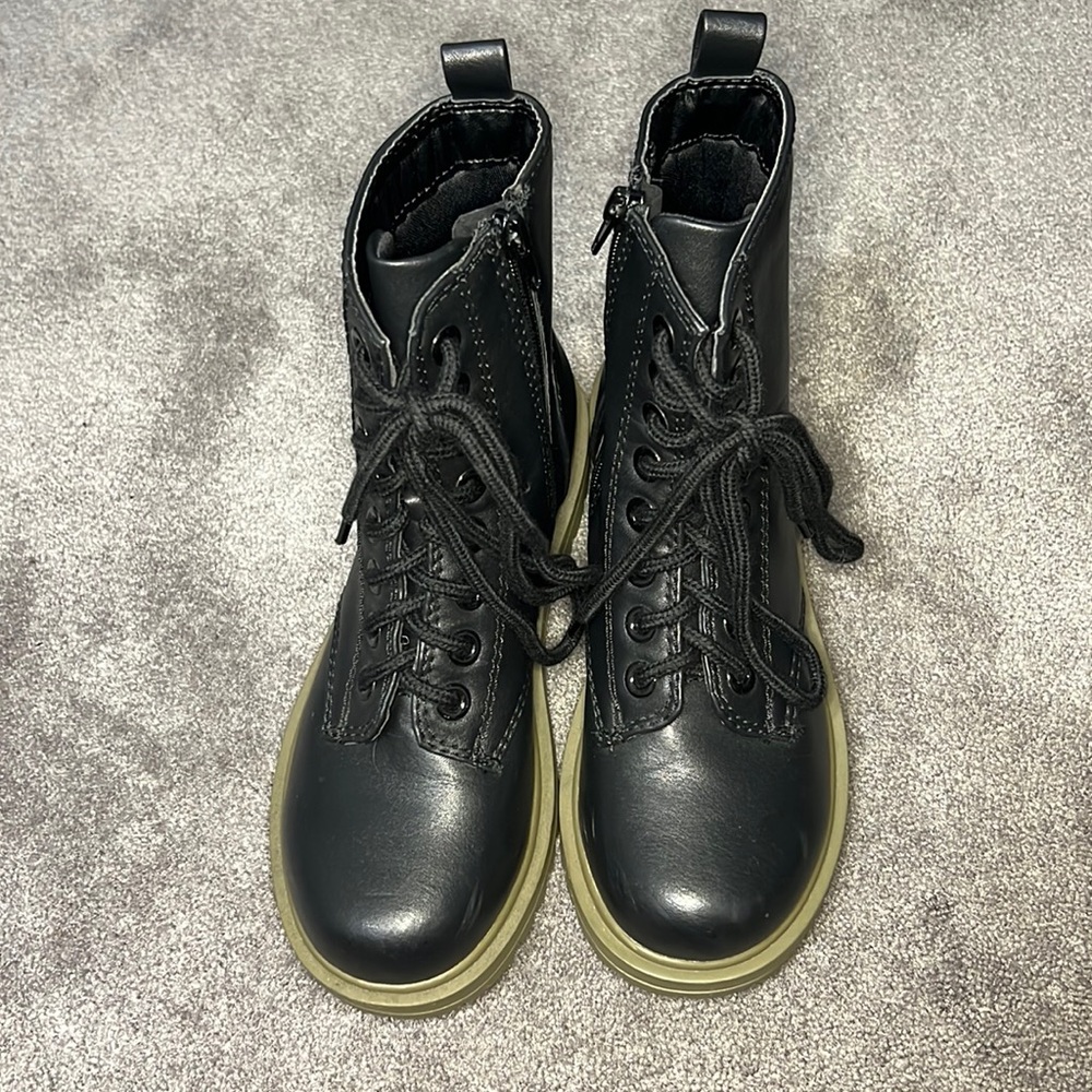 Lace up boots